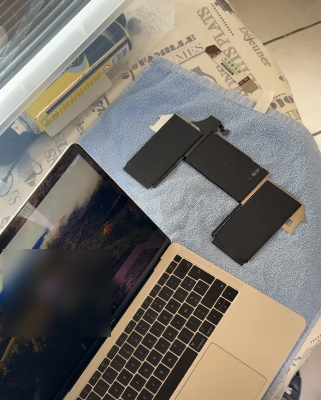 Remplacement de batterie d'un MacBook Air 2019